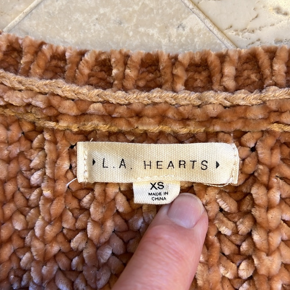 Bundle of 3 L.A. Hearts Kendall Kylie PacSun Chenille Cropped Sweaters - XS/S - Picture 5 of 7